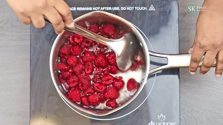 Boil raspberries