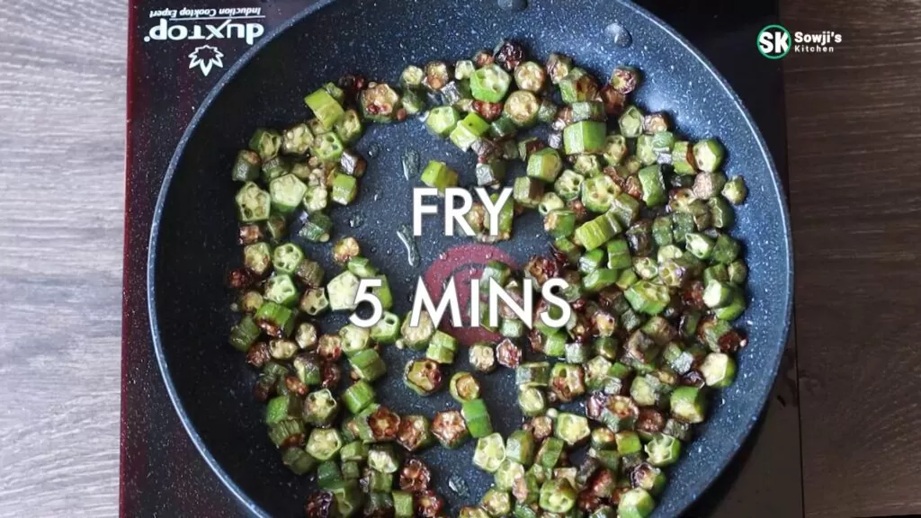 bhindi pieces are fried perfectly